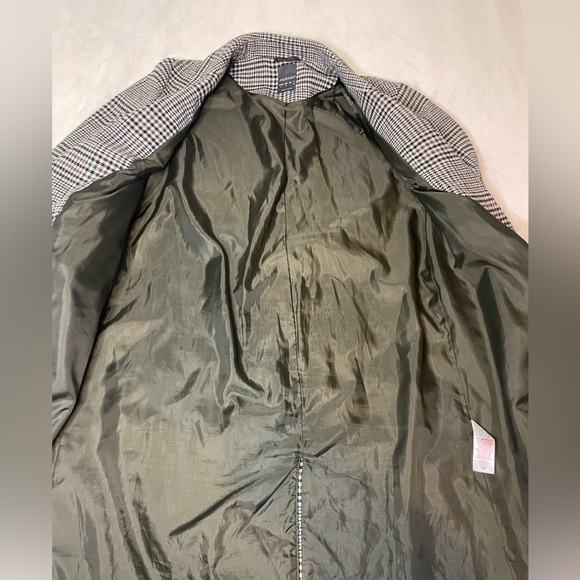 Women’s Formal Coat - Picture 8 of 9